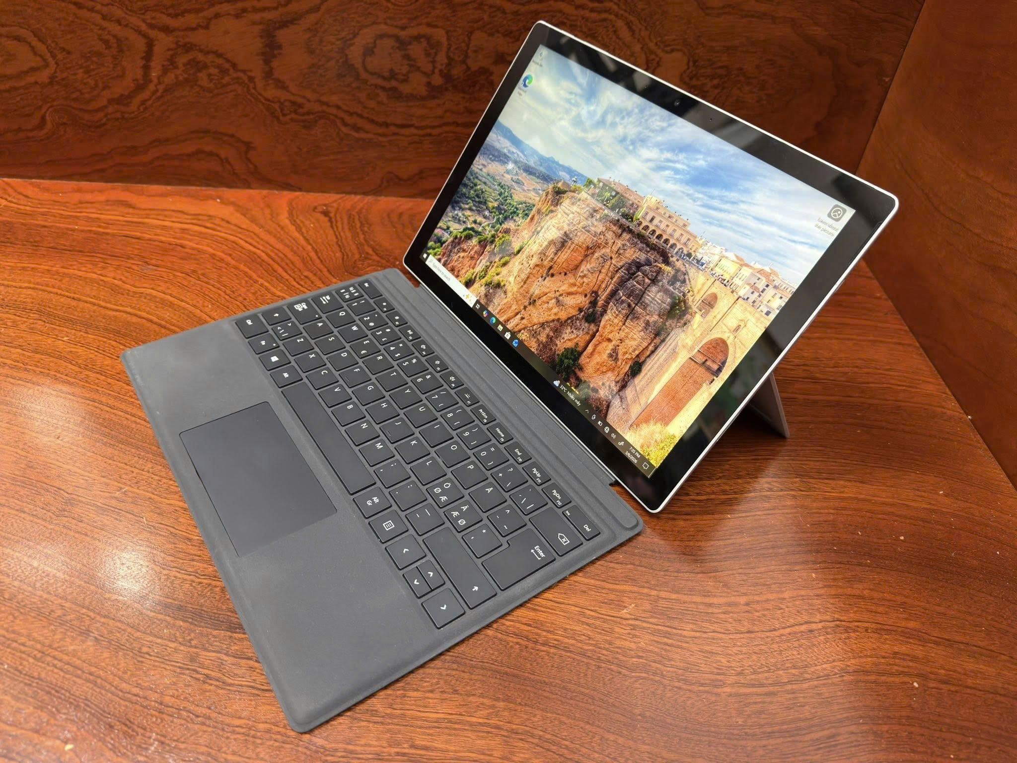Laptop Microsoft Surface Pro 7 i5 1035G4 8GB 256GB 12.3 Inch 3K Touch